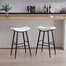 Counter Height Bar Stool Set of 2 for Dining Room Kitchen Counter Island, PU Upholstered Breakfast Stools With Footrest,Cream